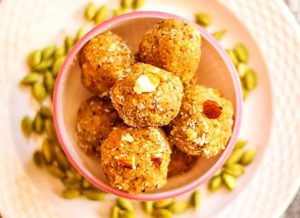 லட்டு / உருண்டை ரெசிப்பி