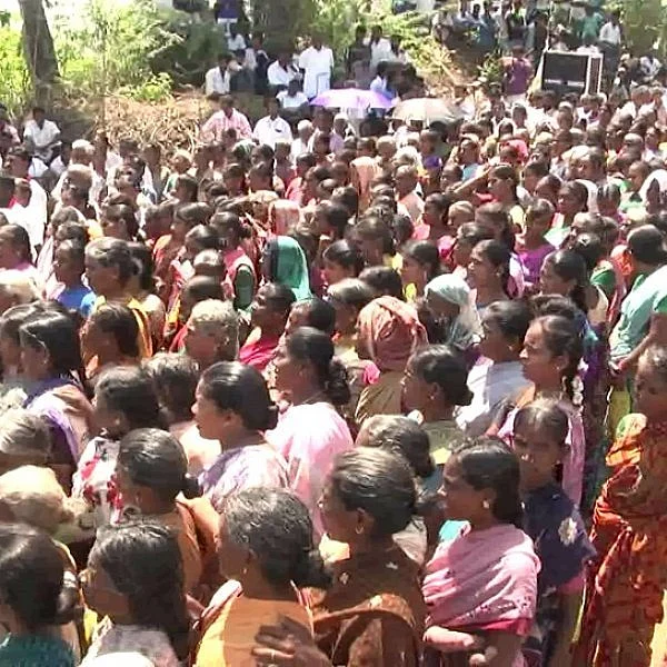 `கர்ப்பிணிகள் ரொம்ப சிரமப்படறாங்க!' - பாலத்தால் பதறும் அரியலூர் மக்கள்