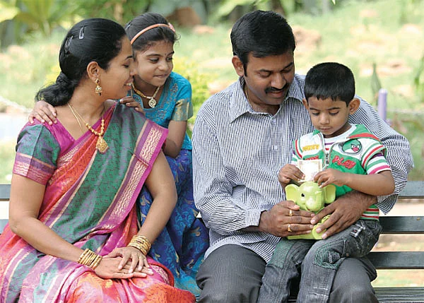 சின்னப் பசங்களுக்கு சேமிப்பு டெக்னிக்!