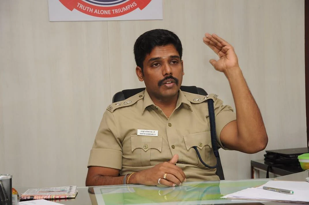 ‘லேடீஸ் ஃபர்ஸ்ட்!’ - பெண்களுக்காகப் பிரத்தியேக திட்டத்தைத் துவக்கிய ஈரோடு எஸ்.பி