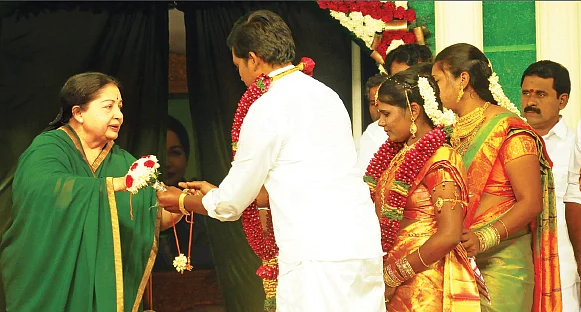கொடநாடு விவகாரம்... ‘ராணி’ வாய்திறந்தால் மர்மக்கோட்டை கதவு திறக்கும்?