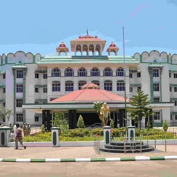 மதுரை உயர்நீதிமன்றம்