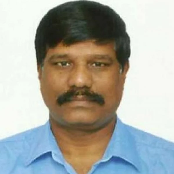 `யார் இந்தப் பதிவாளர் கணேசன்?’ - அண்ணா பல்கலைக்கழகத்தை ஆட்டிவைத்த பின்னணி