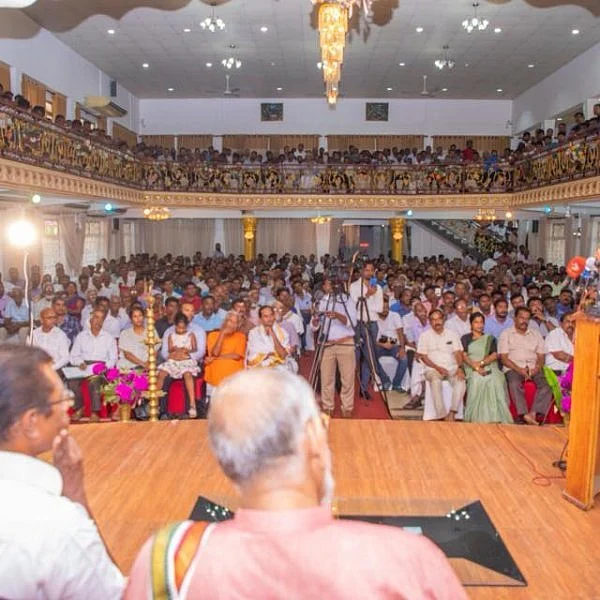 `முதலமைச்சர் புதுக்கட்சி ஏன்?’ - வடக்கு இலங்கை பரபரப்பு!