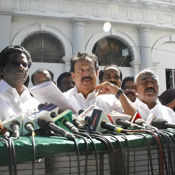 `பொங்கல் பரிசுத் திட்டத்தில் ரூ.25- 30 கோடி ரூபாய் முறைகேடு!’ - தி.மு.க குற்றச்சாட்டு