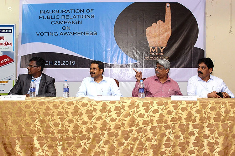 `சி விஜில் செயலியில் புகார் அளித்தால் 100 நிமிடங்களில் நடவடிக்கை!’ - தலைமைத் தேர்தல் ஆணையர்