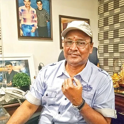 “சசிகலா ஏன் அதைச் செய்யவில்லை?” - பாக்யராஜ் கேள்வி