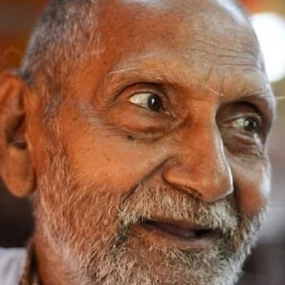 ’ஆயுசு 100 வேண்டுமா?!’ - ஸ்வாமி சிவானந்தா சொல்லும் ரகசியம்