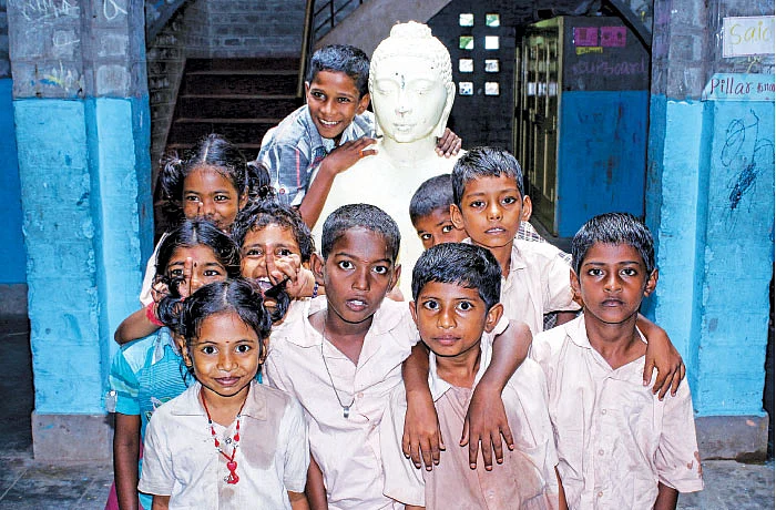 மகிழ்ச்சியின் விலை பத்து ரூபாய்க்குள்தான்!