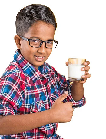 பாலுக்கு கீரை பகை!