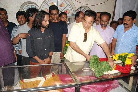 திரைப்பட இயக்குனர் ராம.நாராயணன் உடல் தகனம்: படப்பிடிப்புகள் ரத்து!