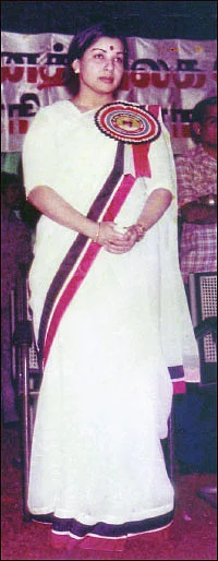 ஜெ.ஜெயலலிதா என்னும் நான்... - அம்மாவின் கதை - 15