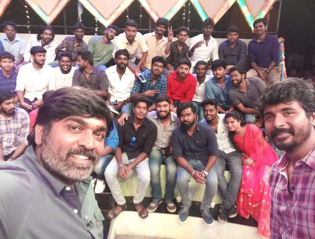 விஜய் சேதுபதிக்கு சர்ப்ரைஸ் கொடுத்த சிவகார்த்திகேயன் - வைரலாகும் புகைப்படம்!