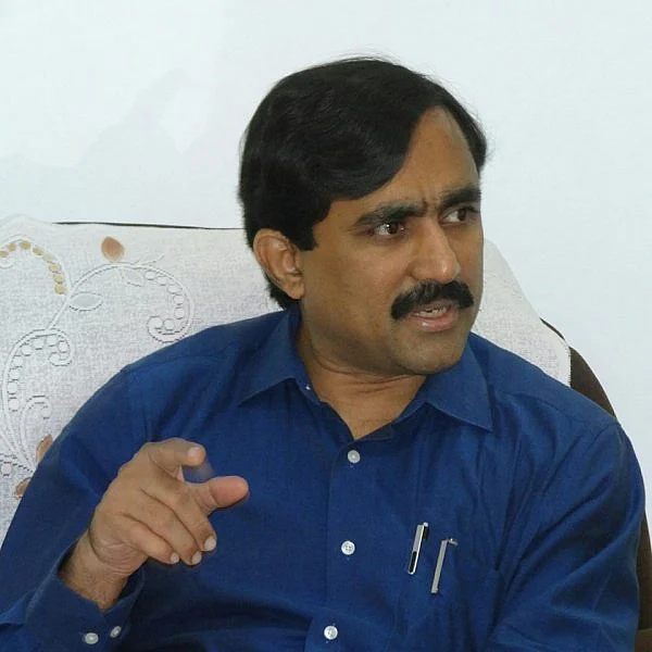 ``தேர்தல் ஆணையத்தின் வெட்கக்கேடான நிலைப்பாடு” - கேள்வி எழுப்பும் பொன்ராஜ்