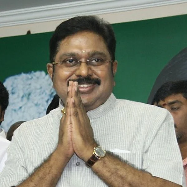 தனிக் கட்சி தொடங்குகிறாரா தினகரன்? - அ.தி.மு.கவைக் கைவிடும் சசிகலா குடும்பம்