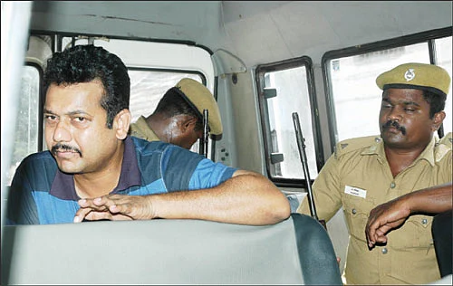சக்சேனா வழக்கில் திடுக் திருப்பம்