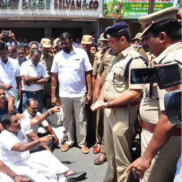 `இப்போது நான் கோட்டாறில் இருந்திருந்தால் நடப்பதே வேறு'- கொந்தளித்த இன்ஸ்பெக்டர்; அதிர்ந்த தி.மு.க எம்.எல்.ஏ.