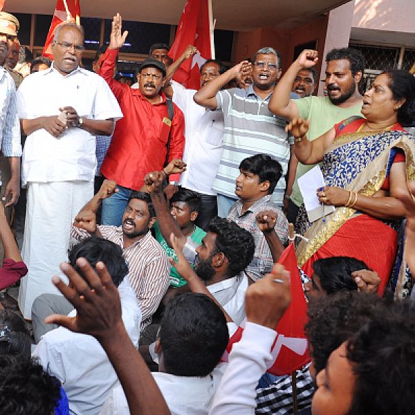 வெளிமாநிலம் செல்லவேண்டிய நீட் மாணவர் விவரம் - சிபிஎம் தலைவரிடம் மறுத்த சி.பி.எஸ்.இ. அதிகாரி!