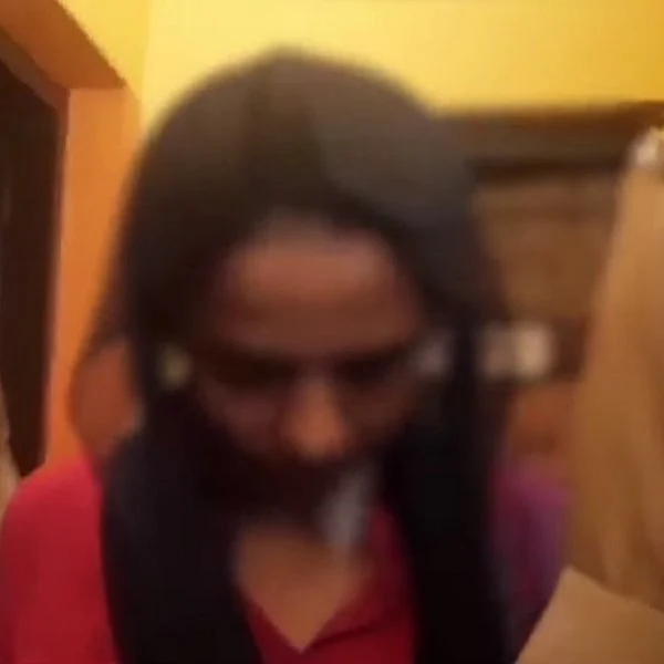 `வீடு முழுவதும் பப்பியின் ரத்தம்...!' - மூன்றரை வயது சிறுவனின் வாக்குமூலத்தால் சிக்கிய தாய்