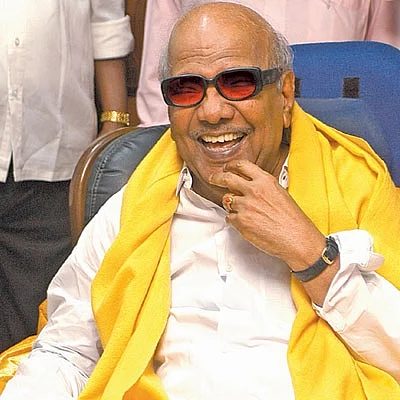 மரியாதை மனிதர்கள் மார்க் என்ன?
