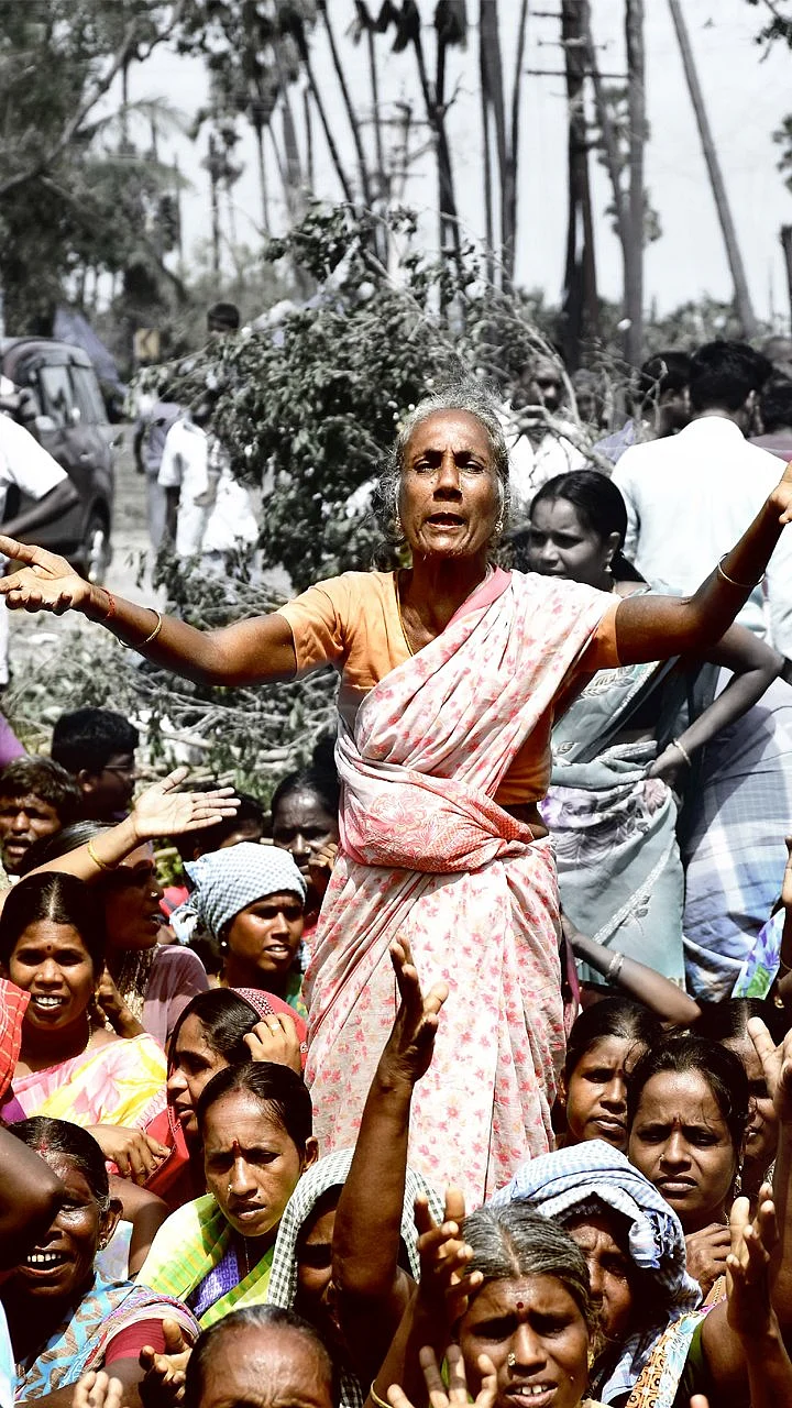 “தண்ணீர் தராத அதிகாரிகள், டாஸ்மாக்கை திறந்தாங்க...” - திருவாரூர் கஜா புயல் சோகம்