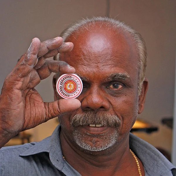 `வட சென்னை’ தனுஷின் ரியல் மாஸ்டர் மரிய இருதயம்..! #CarromLegend