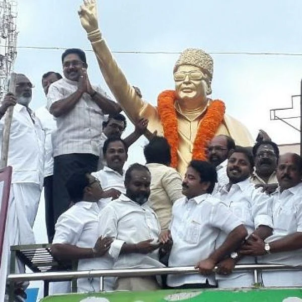 `தேர்தல் முடிவுக்கு பிறகு இந்த ஆட்சி இருக்காது!' - தினகரன் திட்டவட்டம்