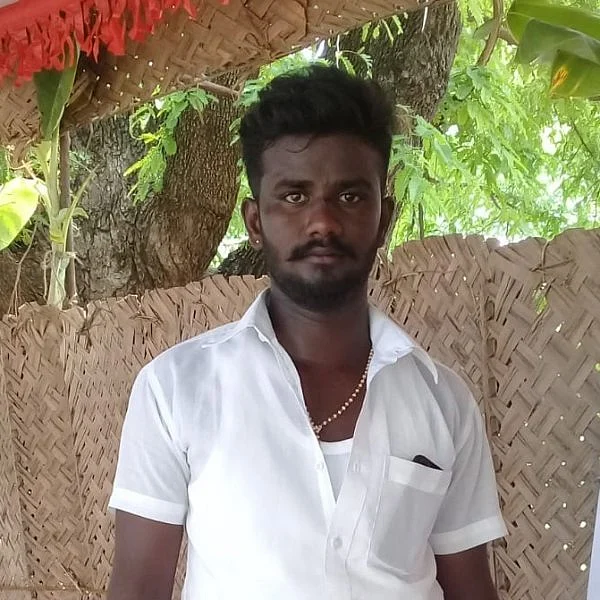 மது போதையில் வாலிபரை குத்திக் கொன்ற 7 பேர்! மேலூரில் பதற்றம்; எஸ்.பி நேரடி விசாரணை!