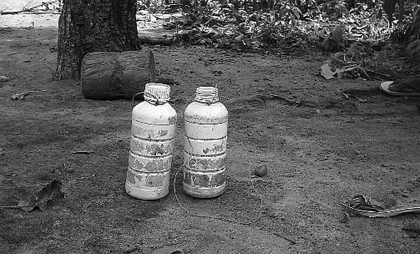 பசிக் கொடுமை... பூச்சி மருந்தைக் குடித்த சிறுமி... பொருளாதார பெருமை பேசும் அரசு!