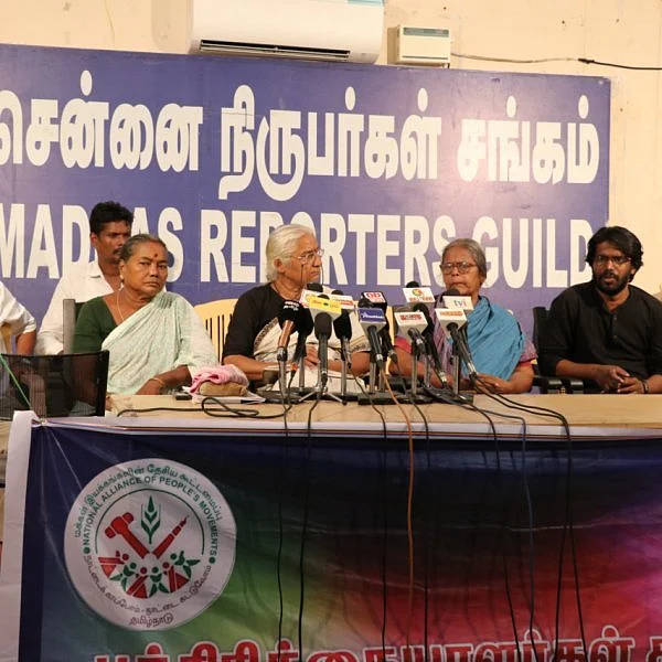 ``ஏழை மக்களை சென்னைக்கு வெளியே அனுப்புவதுதான் வளர்ச்சியா?” - மேதா பட்கர்