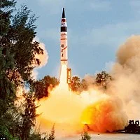 அக்னி 5 ஏவுகணை சோதனை வெற்றி!