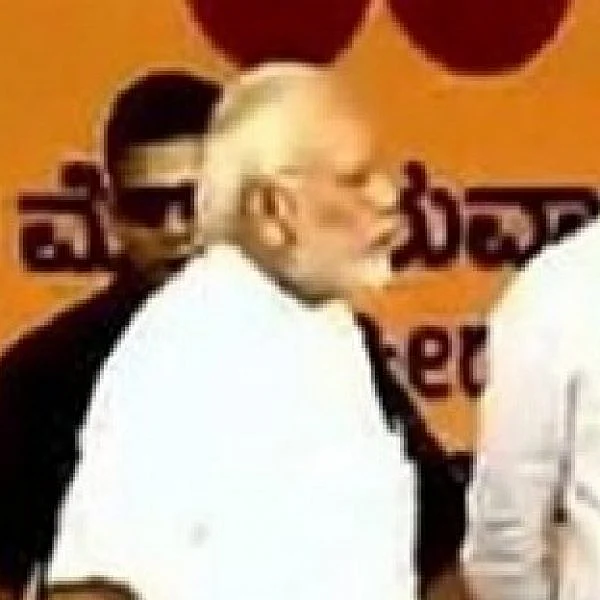 நீதிபதிக்கு லஞ்சம் கொடுக்க முயன்ற சோமசேகர ரெட்டியுடன் ஒரே மேடையில் பிரதமர் மோடி!