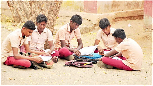 பரீட்சையை ஜெயிப்போம் இனிதே!