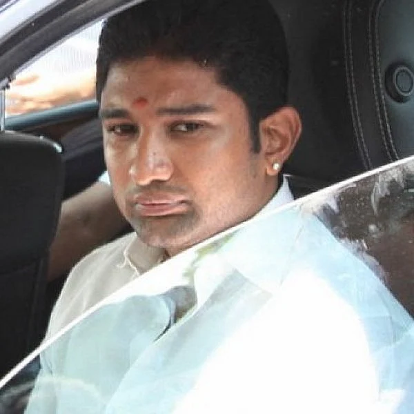 விவேக் ஜெயராமன்