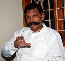 மிஸ்டர் கழுகு: அ.தி.மு.க. Vs பி.ஜே.பி.!