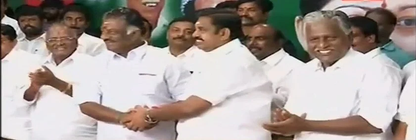 'இனி தமிழக வளர்ச்சிதான் குறிக்கோள்': அணிகள் இணைப்பை வாழ்த்திய மோடி! #LiveUpdate