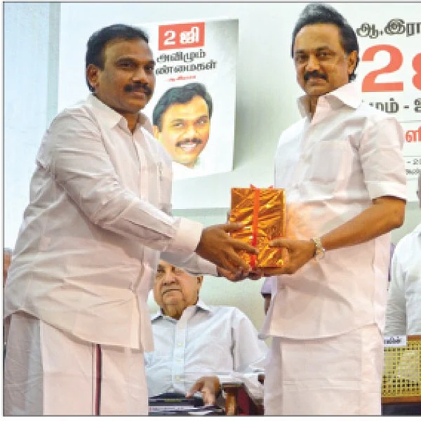 பொலிட்டிகல் பொடிமாஸ்!