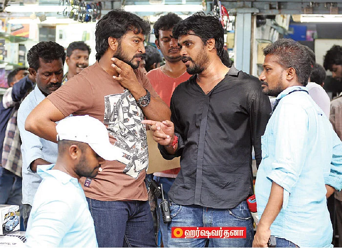 “பர்மா பஜார்ல இருக்கான் என் ஹீரோ!”