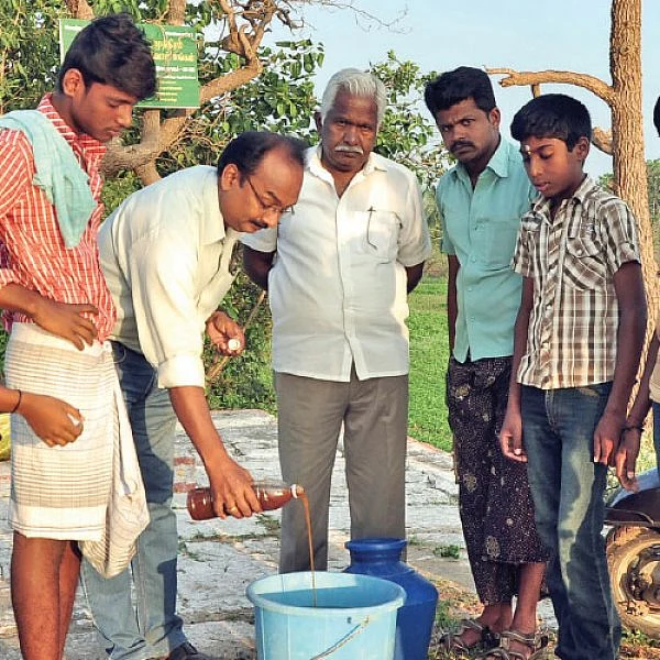 இயற்கை பூச்சி விரட்டி ‘இ.எம்-5’ - உதவிக்கு வரும் உயிரியல் - 14