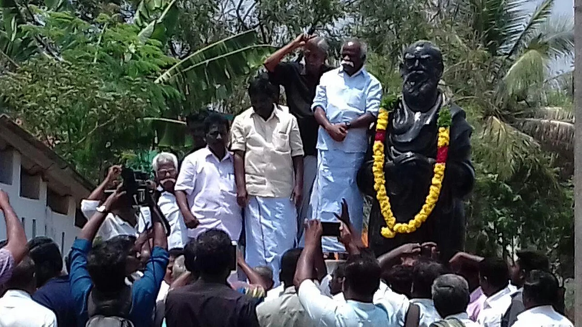 ”ஒற்றைச் சித்தாந்தத்தைப் பின்பற்றும் அழகற்ற இந்தியாவை உருவாக்குகிறார்கள்!” - டி.எம்.கிருஷ்ணா