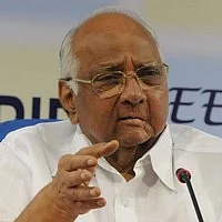 இந்தியா திரும்பி சட்டத்தை எதிர்கொள்ள லலித்மோடியை வலியுறுத்தினேன்: சரத்பவார்