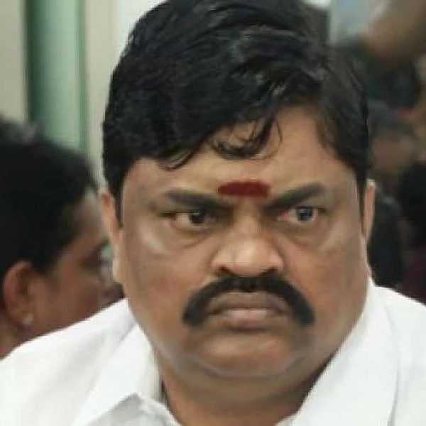 `இன்னமும் கல்யாணம் பற்றியே யோசிக்கிறார்' - திருநாவுக்கரசரை சாடிய ராஜேந்திர பாலாஜி
