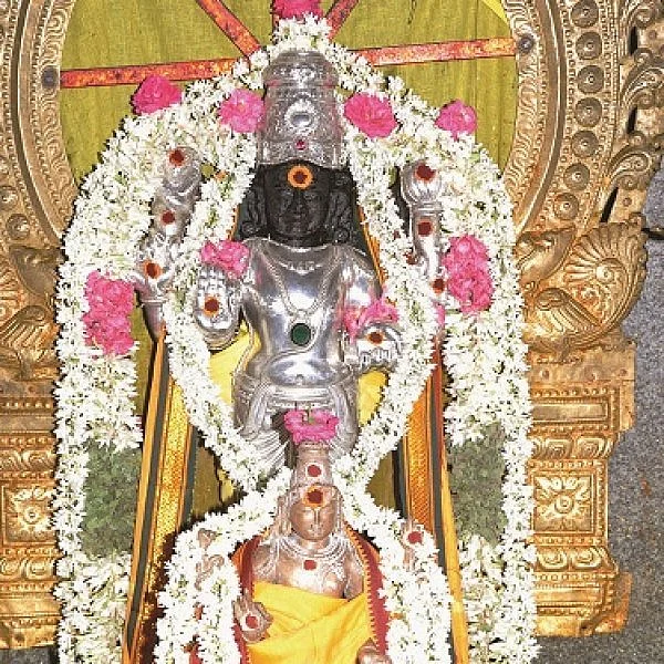 விருச்சிக ராசிக்காரர்களுக்கான குருப்பெயர்ச்சி பலன்கள்- ஜோதிட ரத்னா கே.பி.வித்யாதரன் #Video