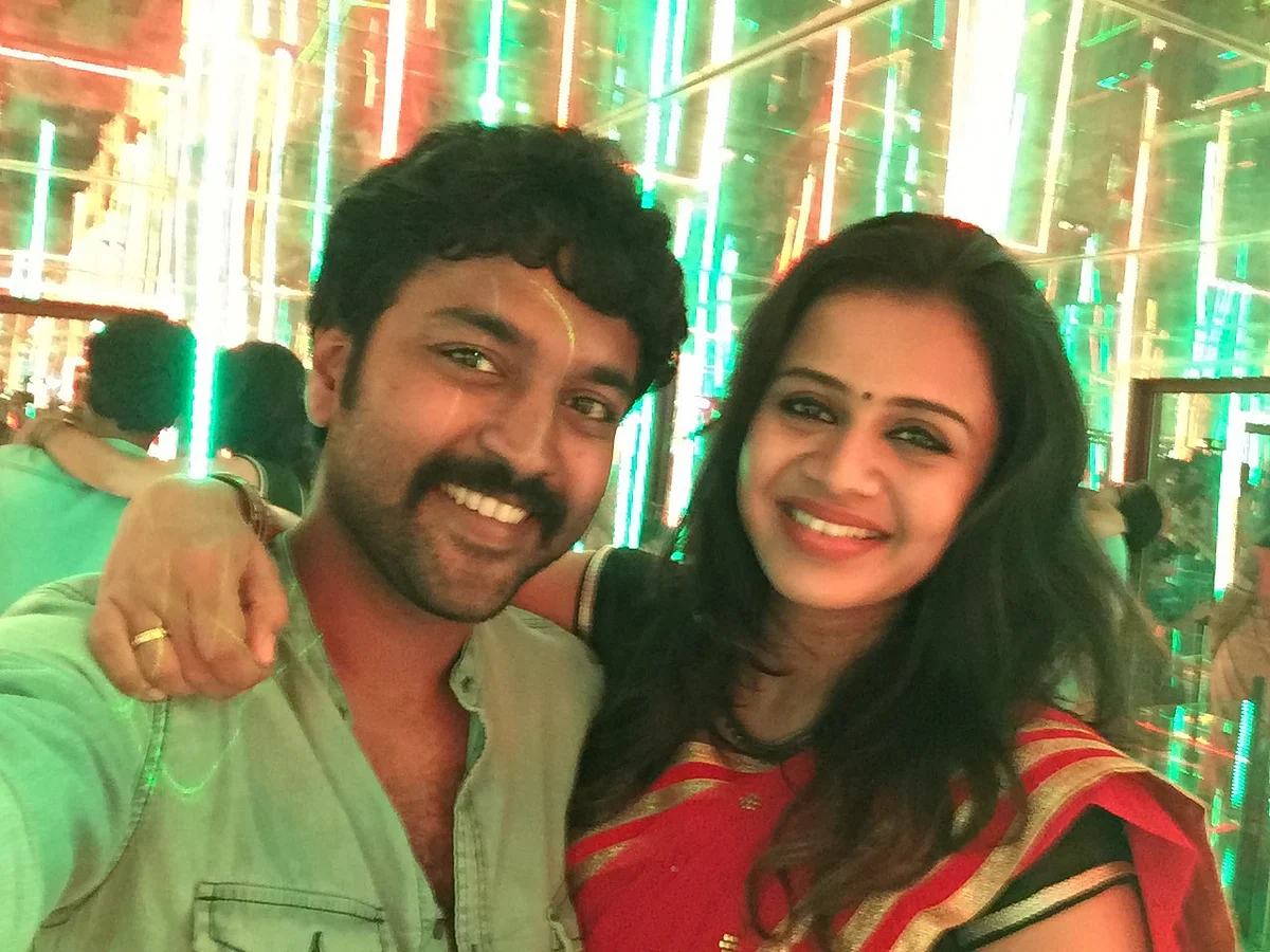கயல் நாயகன் சந்திரன், சன்டிவி அஞ்சனா காதல்கதை