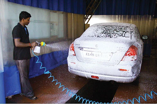 அதிக வருமானம்... அற்புதமான எதிர்காலம்...