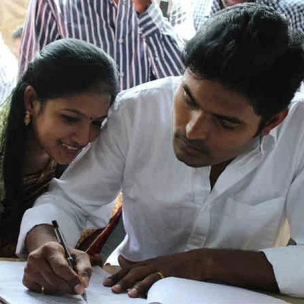`இது இரண்டாவது திருமணம் அல்ல!’ - ட்வீட் குறித்து 'மூடர்கூடம்' நவீன்