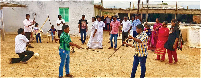 பண்ணை வீட்டில் ‘பிக் பாஸ்!’