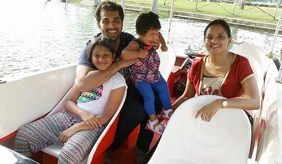 'இந்தியாவை மிஸ் பண்றதா தோணுச்சு...!' - டப்பிங் ஆர்ட்டிஸ்ட் சவிதா