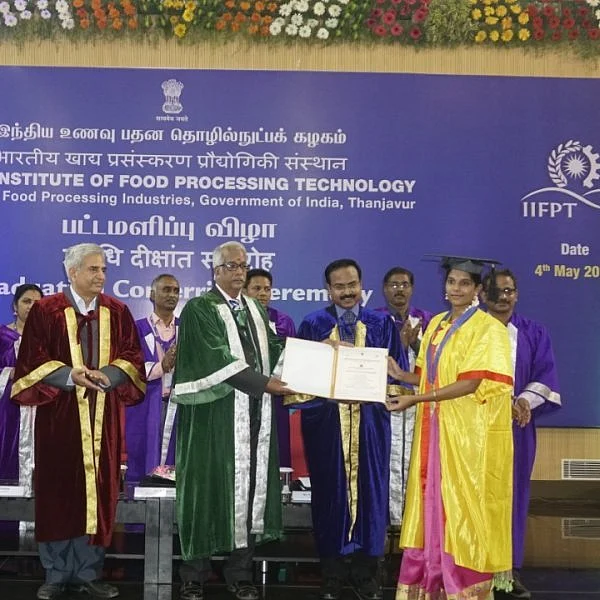 `ஆண்டுக்கு ரூ.2.40 லட்சம் கோடி மதிப்பிலான பழங்கள், காய்கறிகள் வீணாகின்றன!' - வேளாண் பல்கலைக்கழகத் துணைவேந்தர்