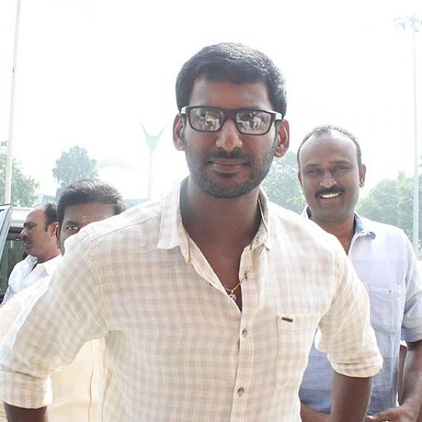 விஷால், எஸ்.ஆர்.பிரபு உள்ளிட்ட தயாரிப்பாளர் சங்க நிர்வாகிகளுக்குத் தமிழக அரசு நோட்டீஸ்!